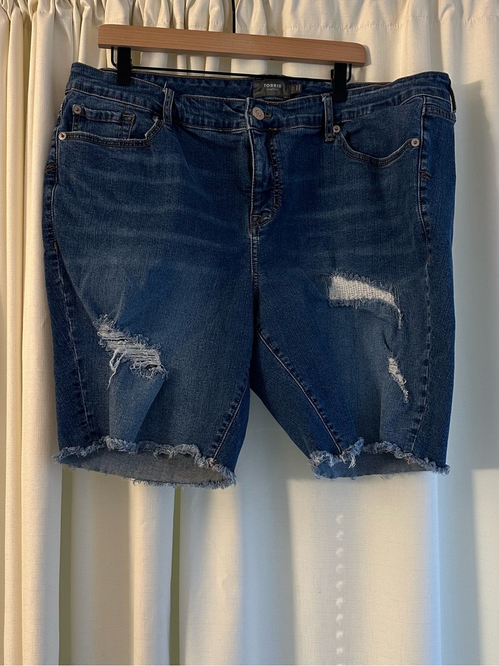Torrid denim shorts